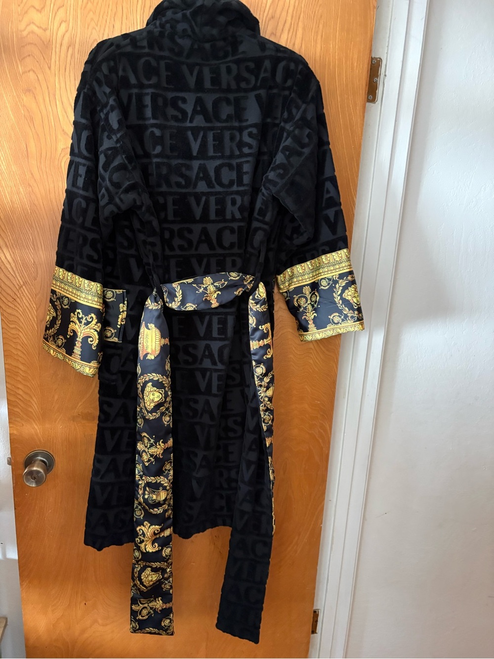 Fashion Versace style Black Velvet Robe with Gold Baroque Trim - Picture 8 of 8